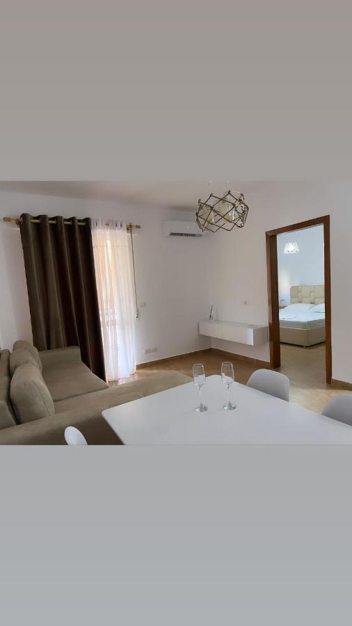 Sea View Apartment Durres Ngoại thất bức ảnh